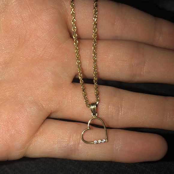 14K Gold Rope Necklace with 14K Gold heart pendant - Picture 3 of 4